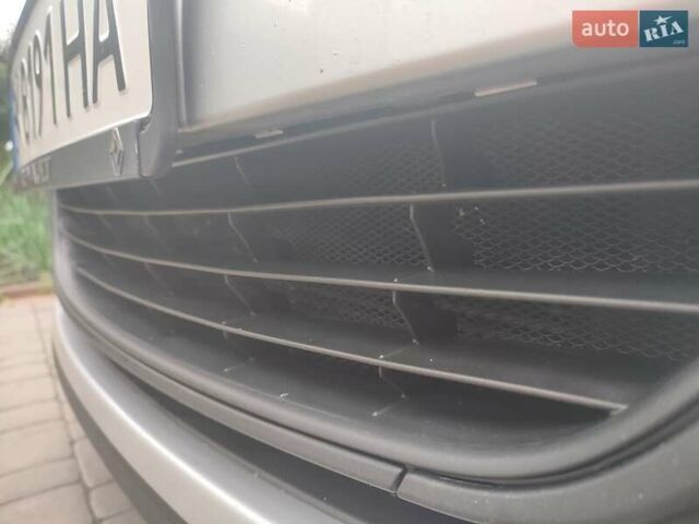 Серый Рено Меган, объемом двигателя 1.46 л и пробегом 229 тыс. км за 9300 $, фото 16 на Automoto.ua