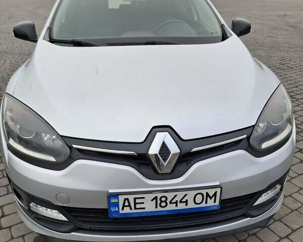 Серый Рено Меган, объемом двигателя 1.5 л и пробегом 251 тыс. км за 8700 $, фото 3 на Automoto.ua