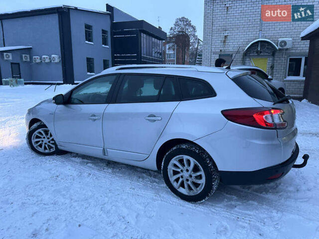 Серый Рено Меган, объемом двигателя 1.46 л и пробегом 217 тыс. км за 8700 $, фото 21 на Automoto.ua