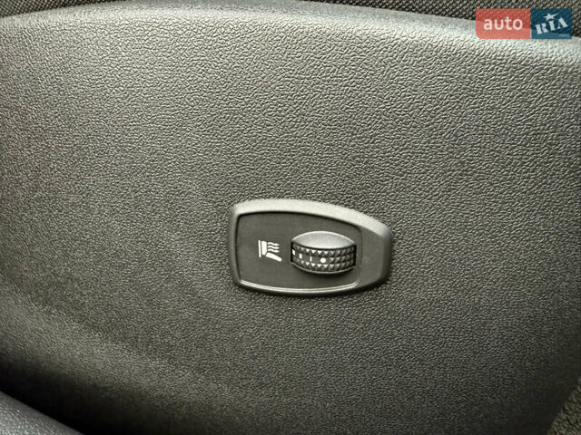 Серый Рено Меган, объемом двигателя 1.2 л и пробегом 101 тыс. км за 8700 $, фото 30 на Automoto.ua