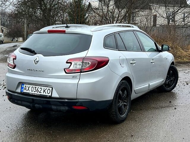 Сірий Рено Меган, об'ємом двигуна 1.5 л та пробігом 300 тис. км за 7300 $, фото 6 на Automoto.ua