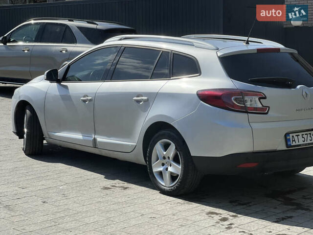 Серый Рено Меган, объемом двигателя 1.5 л и пробегом 193 тыс. км за 9100 $, фото 6 на Automoto.ua