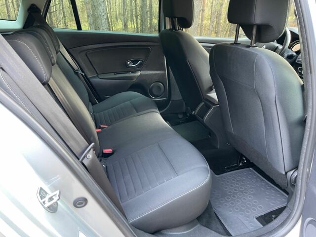 Серый Рено Меган, объемом двигателя 1.5 л и пробегом 148 тыс. км за 8750 $, фото 10 на Automoto.ua