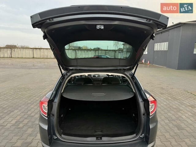 Серый Рено Меган, объемом двигателя 1.2 л и пробегом 101 тыс. км за 8700 $, фото 16 на Automoto.ua