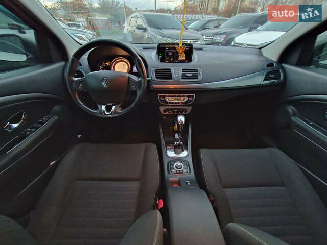 Серый Рено Меган, объемом двигателя 1.5 л и пробегом 216 тыс. км за 8990 $, фото 13 на Automoto.ua