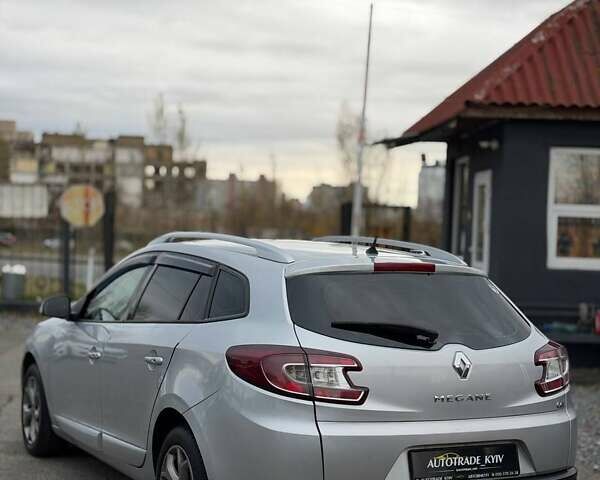 Сірий Рено Меган, об'ємом двигуна 1.46 л та пробігом 393 тис. км за 8500 $, фото 1 на Automoto.ua