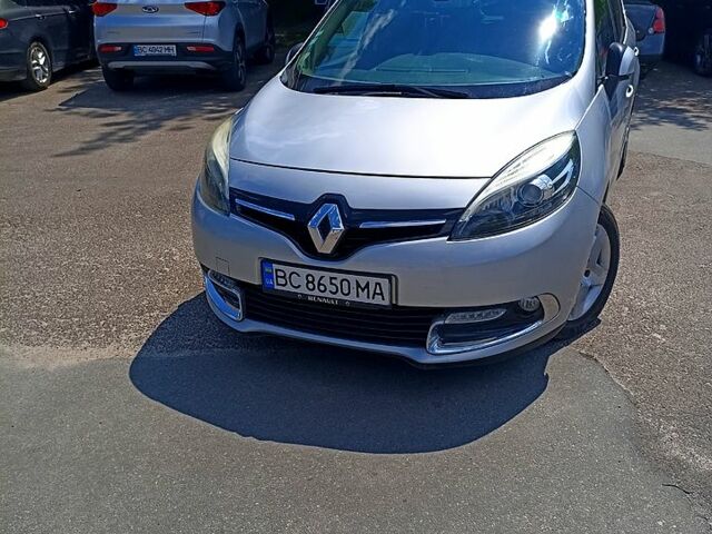 Серый Рено Меган, объемом двигателя 1.5 л и пробегом 277 тыс. км за 9500 $, фото 1 на Automoto.ua