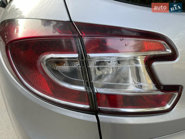 Серый Рено Меган, объемом двигателя 1.46 л и пробегом 148 тыс. км за 8950 $, фото 39 на Automoto.ua