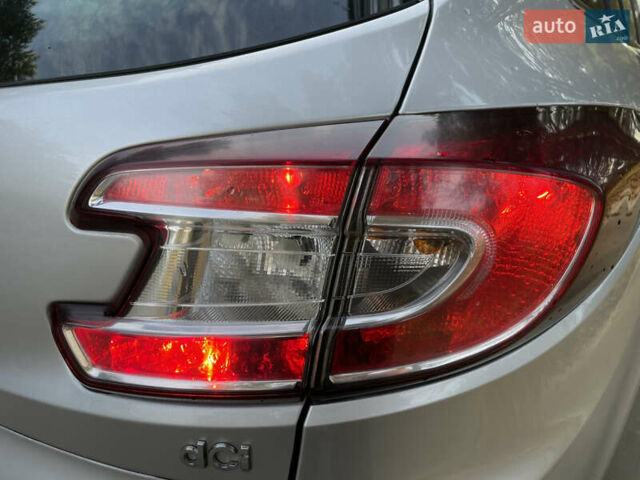 Серый Рено Меган, объемом двигателя 1.46 л и пробегом 148 тыс. км за 8950 $, фото 61 на Automoto.ua