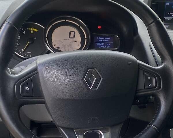 Серый Рено Меган, объемом двигателя 1.46 л и пробегом 189 тыс. км за 10500 $, фото 16 на Automoto.ua