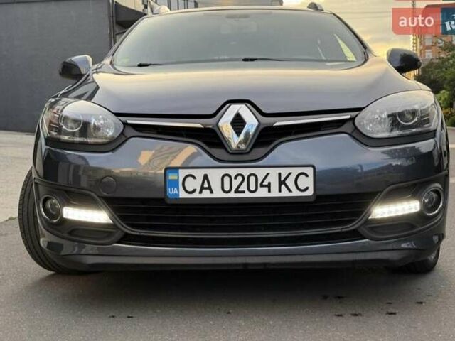 Серый Рено Меган, объемом двигателя 1.5 л и пробегом 214 тыс. км за 9999 $, фото 2 на Automoto.ua