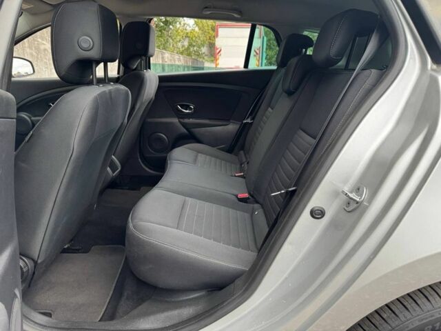 Серый Рено Меган, объемом двигателя 1.5 л и пробегом 206 тыс. км за 8990 $, фото 13 на Automoto.ua