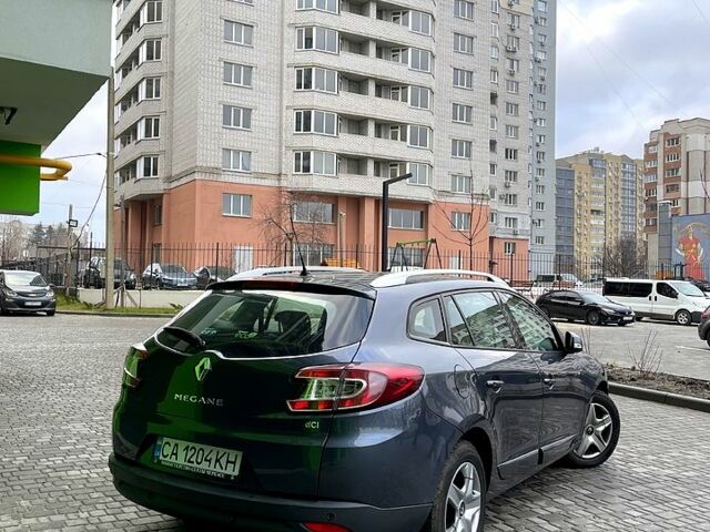 Серый Рено Меган, объемом двигателя 1.5 л и пробегом 205 тыс. км за 8800 $, фото 1 на Automoto.ua