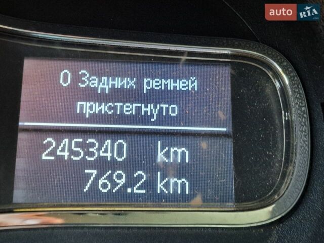 Сірий Рено Меган, об'ємом двигуна 1.5 л та пробігом 245 тис. км за 9000 $, фото 15 на Automoto.ua