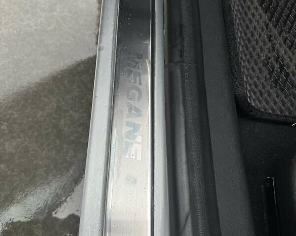 Серый Рено Меган, объемом двигателя 1.5 л и пробегом 393 тыс. км за 7500 $, фото 19 на Automoto.ua