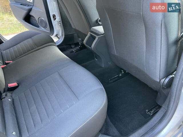 Серый Рено Меган, объемом двигателя 1.46 л и пробегом 148 тыс. км за 8950 $, фото 133 на Automoto.ua