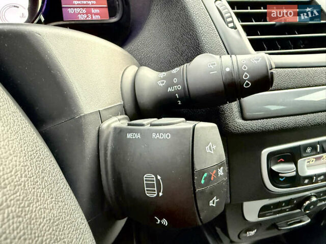 Серый Рено Меган, объемом двигателя 1.2 л и пробегом 101 тыс. км за 8700 $, фото 41 на Automoto.ua