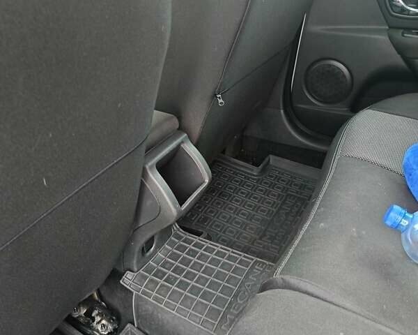 Серый Рено Меган, объемом двигателя 1.5 л и пробегом 223 тыс. км за 9500 $, фото 19 на Automoto.ua