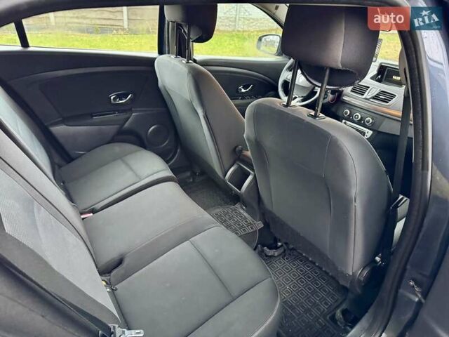 Серый Рено Меган, объемом двигателя 1.5 л и пробегом 197 тыс. км за 6700 $, фото 20 на Automoto.ua