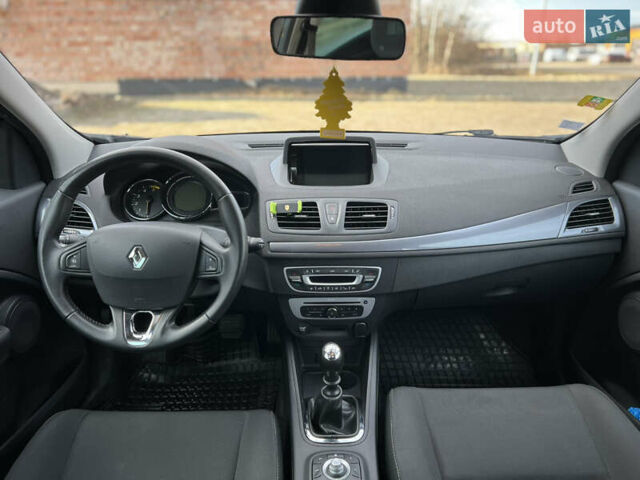 Сірий Рено Меган, об'ємом двигуна 1.5 л та пробігом 92 тис. км за 8950 $, фото 13 на Automoto.ua