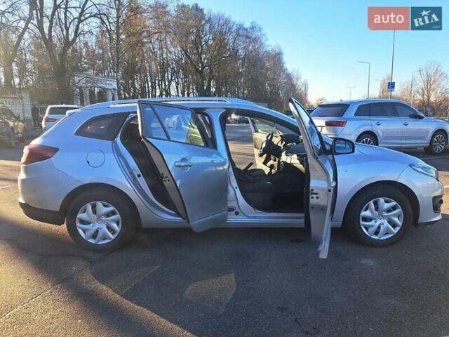 Серый Рено Меган, объемом двигателя 1.5 л и пробегом 190 тыс. км за 9500 $, фото 21 на Automoto.ua