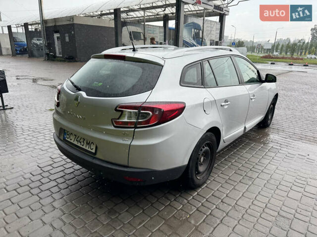 Сірий Рено Меган, об'ємом двигуна 1.5 л та пробігом 226 тис. км за 7800 $, фото 8 на Automoto.ua