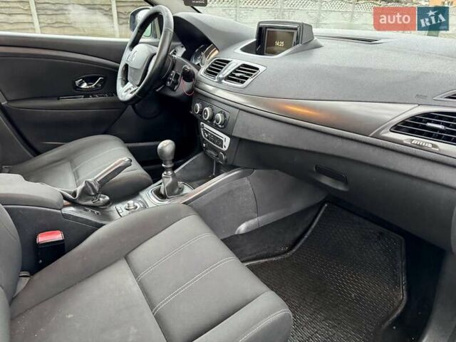 Серый Рено Меган, объемом двигателя 1.5 л и пробегом 197 тыс. км за 6700 $, фото 19 на Automoto.ua