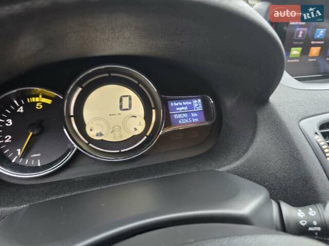 Серый Рено Меган, объемом двигателя 1.5 л и пробегом 158 тыс. км за 8999 $, фото 18 на Automoto.ua