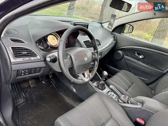 Серый Рено Меган, объемом двигателя 1.5 л и пробегом 197 тыс. км за 6700 $, фото 10 на Automoto.ua