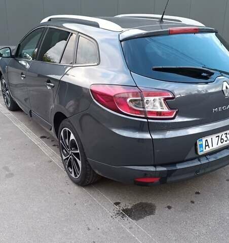 Рено Меган 2015 в Сквира на Automoto.ua Серый Рено Меган, объемом двигателя 1.6 л и пробегом 235 тыс. км за 9800 $, фото 3 на Automoto.ua