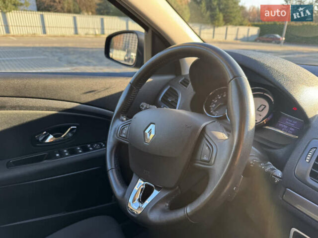 Серый Рено Меган, объемом двигателя 1.6 л и пробегом 191 тыс. км за 10850 $, фото 27 на Automoto.ua