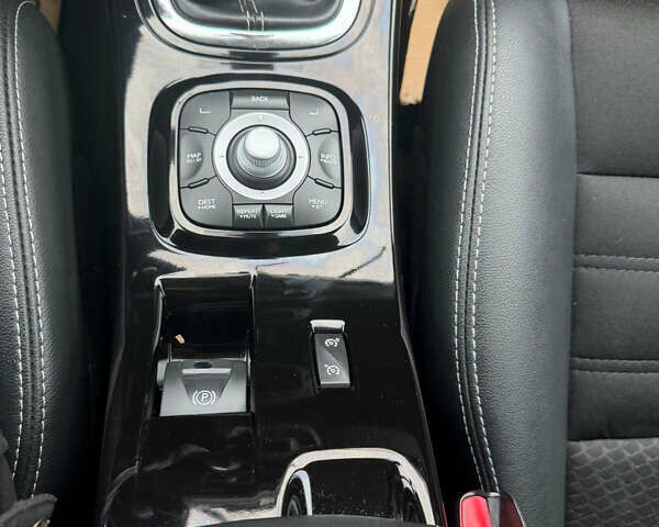 Сірий Рено Меган, об'ємом двигуна 1.2 л та пробігом 197 тис. км за 8800 $, фото 29 на Automoto.ua