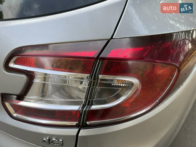 Серый Рено Меган, объемом двигателя 1.46 л и пробегом 148 тыс. км за 8950 $, фото 38 на Automoto.ua