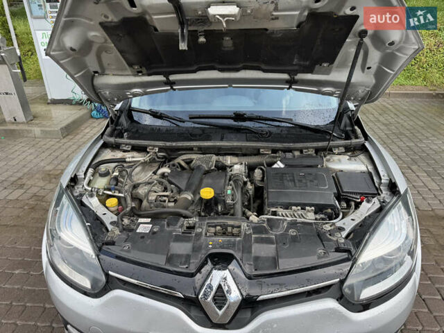 Сірий Рено Меган, об'ємом двигуна 1.5 л та пробігом 226 тис. км за 7800 $, фото 12 на Automoto.ua