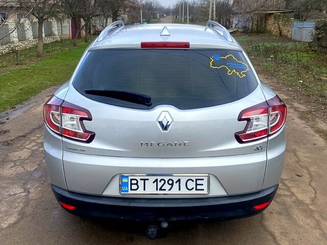 Сірий Рено Меган, об'ємом двигуна 1.5 л та пробігом 189 тис. км за 10500 $, фото 2 на Automoto.ua