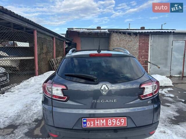 Серый Рено Меган, объемом двигателя 1.5 л и пробегом 235 тыс. км за 9600 $, фото 3 на Automoto.ua