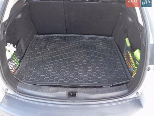 Серый Рено Меган, объемом двигателя 1.5 л и пробегом 258 тыс. км за 9100 $, фото 2 на Automoto.ua