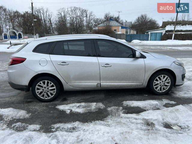 Серый Рено Меган, объемом двигателя 1.46 л и пробегом 208 тыс. км за 8200 $, фото 5 на Automoto.ua