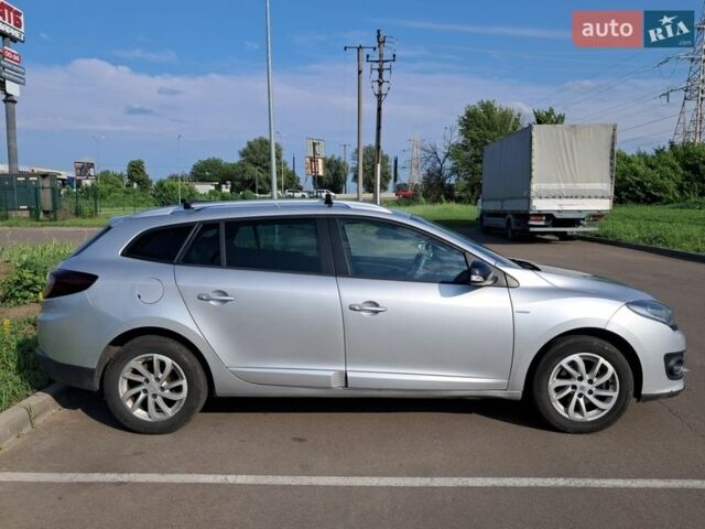 Серый Рено Меган, объемом двигателя 1.5 л и пробегом 374 тыс. км за 7200 $, фото 2 на Automoto.ua