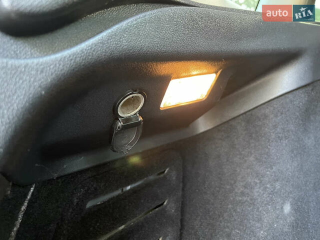 Серый Рено Меган, объемом двигателя 1.46 л и пробегом 148 тыс. км за 8950 $, фото 141 на Automoto.ua