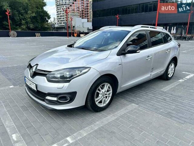 Сірий Рено Меган, об'ємом двигуна 1.5 л та пробігом 205 тис. км за 8900 $, фото 1 на Automoto.ua
