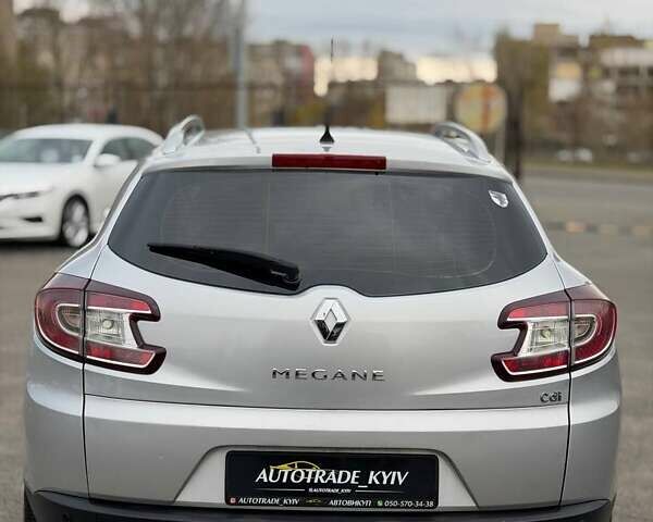 Сірий Рено Меган, об'ємом двигуна 1.46 л та пробігом 393 тис. км за 8500 $, фото 8 на Automoto.ua