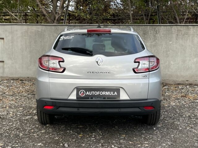 Серый Рено Меган, объемом двигателя 1.5 л и пробегом 206 тыс. км за 8990 $, фото 8 на Automoto.ua