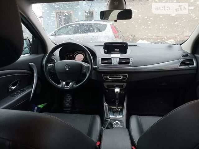 Сірий Рено Меган, об'ємом двигуна 1.5 л та пробігом 212 тис. км за 8000 $, фото 6 на Automoto.ua