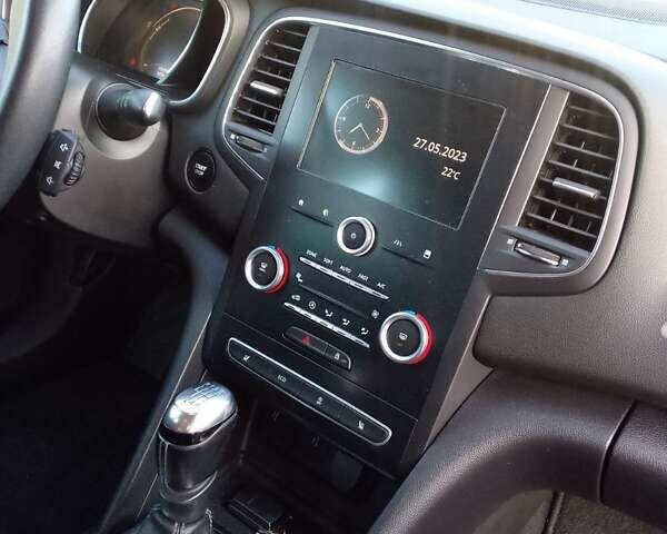 Серый Рено Меган, объемом двигателя 1.5 л и пробегом 190 тыс. км за 14000 $, фото 24 на Automoto.ua