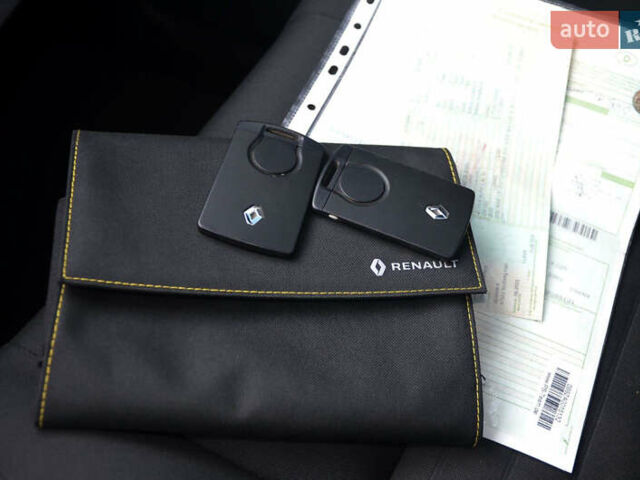 Сірий Рено Меган, об'ємом двигуна 1.5 л та пробігом 186 тис. км за 10450 $, фото 29 на Automoto.ua