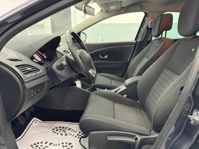 Сірий Рено Меган, об'ємом двигуна 1.5 л та пробігом 179 тис. км за 2400 $, фото 10 на Automoto.ua