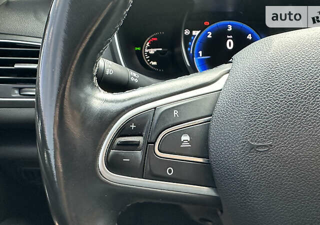 Серый Рено Меган, объемом двигателя 1.46 л и пробегом 184 тыс. км за 14900 $, фото 25 на Automoto.ua