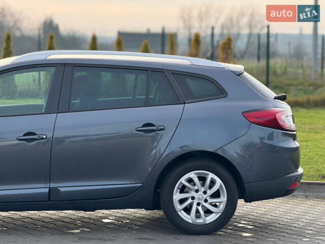 Серый Рено Меган, объемом двигателя 1.5 л и пробегом 180 тыс. км за 11800 $, фото 11 на Automoto.ua