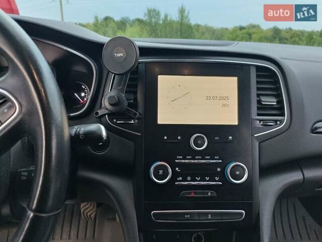 Серый Рено Меган, объемом двигателя 1.5 л и пробегом 236 тыс. км за 12299 $, фото 2 на Automoto.ua